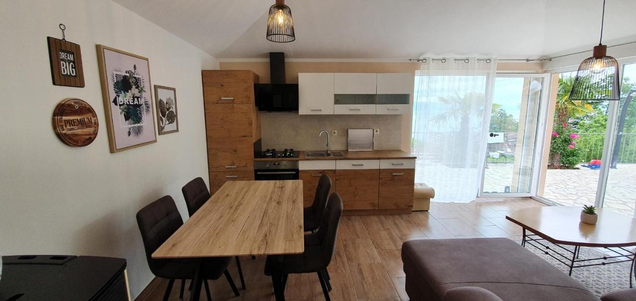 Apartments Kroatien 洛夫兰 外观 照片